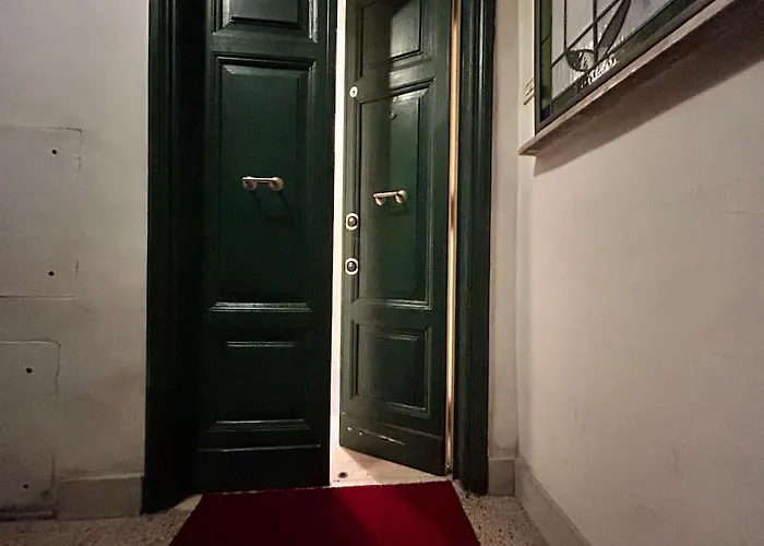 Elegant 3 Bedrooms Colosseum - San Giovanni Apartment Rom